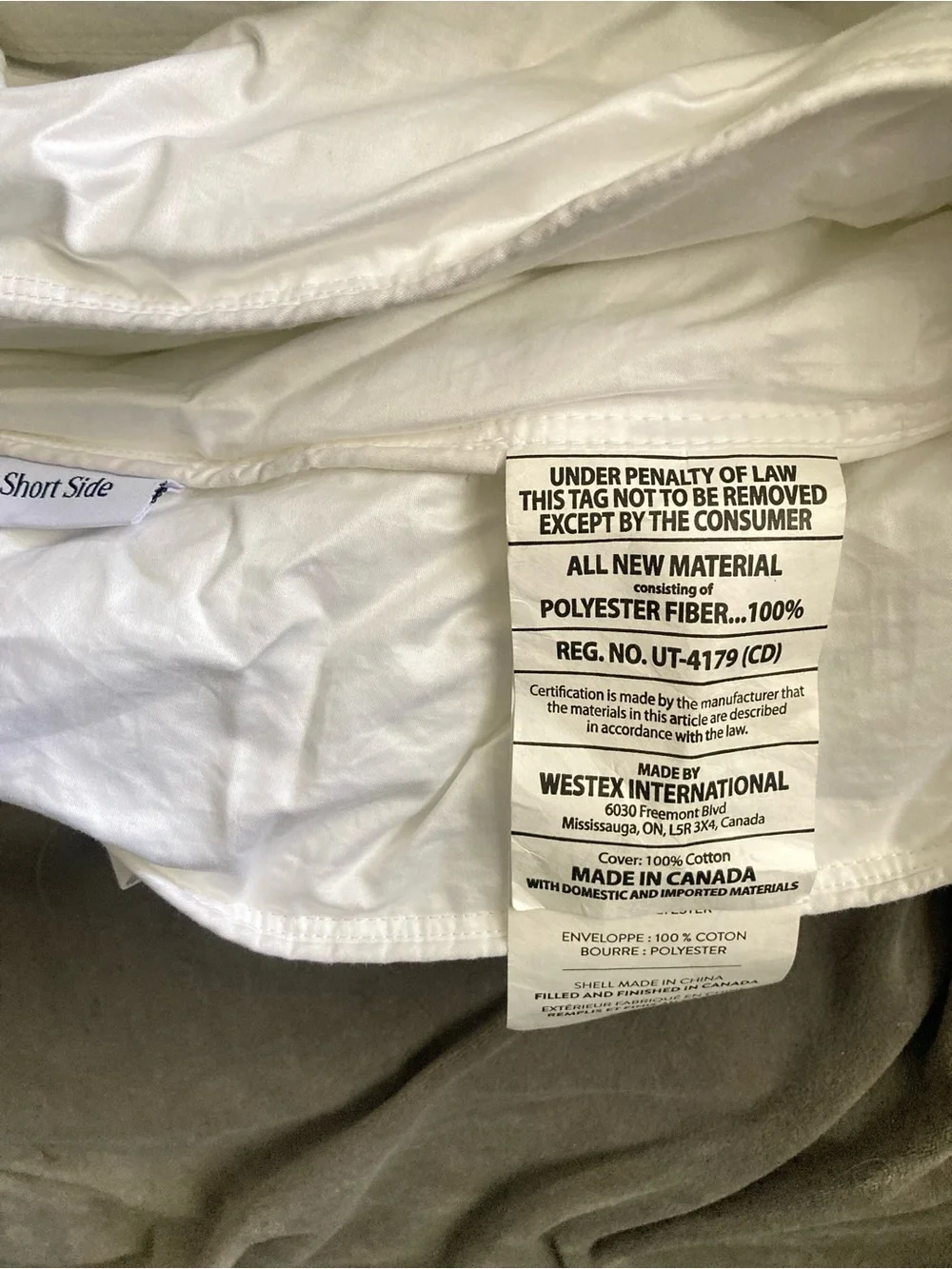 Queen / Full   brooklinen down ALTERNATIVE comforter White. 92”x96” 31oz fill